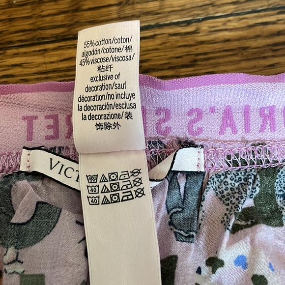 Victoria’s Secret Shorty Short Pajama Botyoms with Lace Trim - Picture 6 of 6